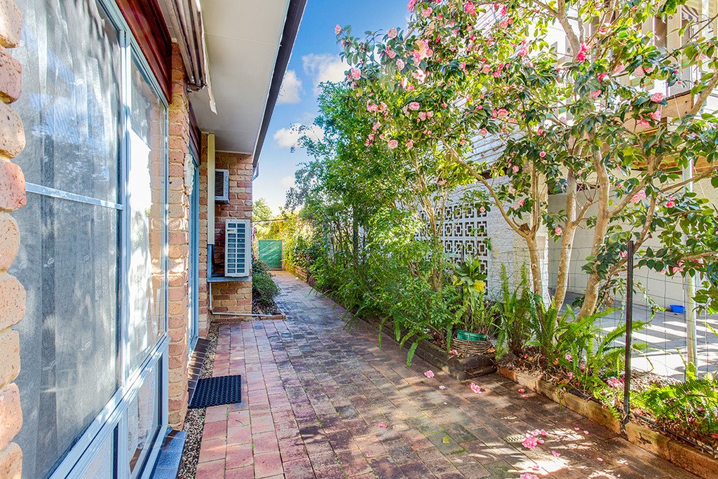 2/36 Trafalgar Street NELSON BAY 12
