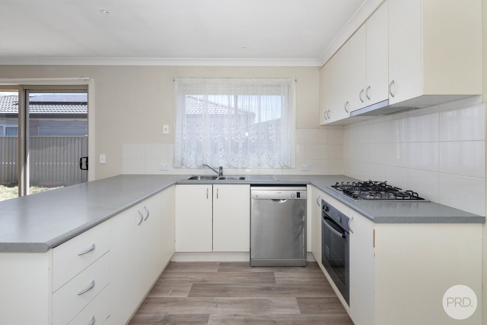 236 Walker Street SEBASTOPOL 2