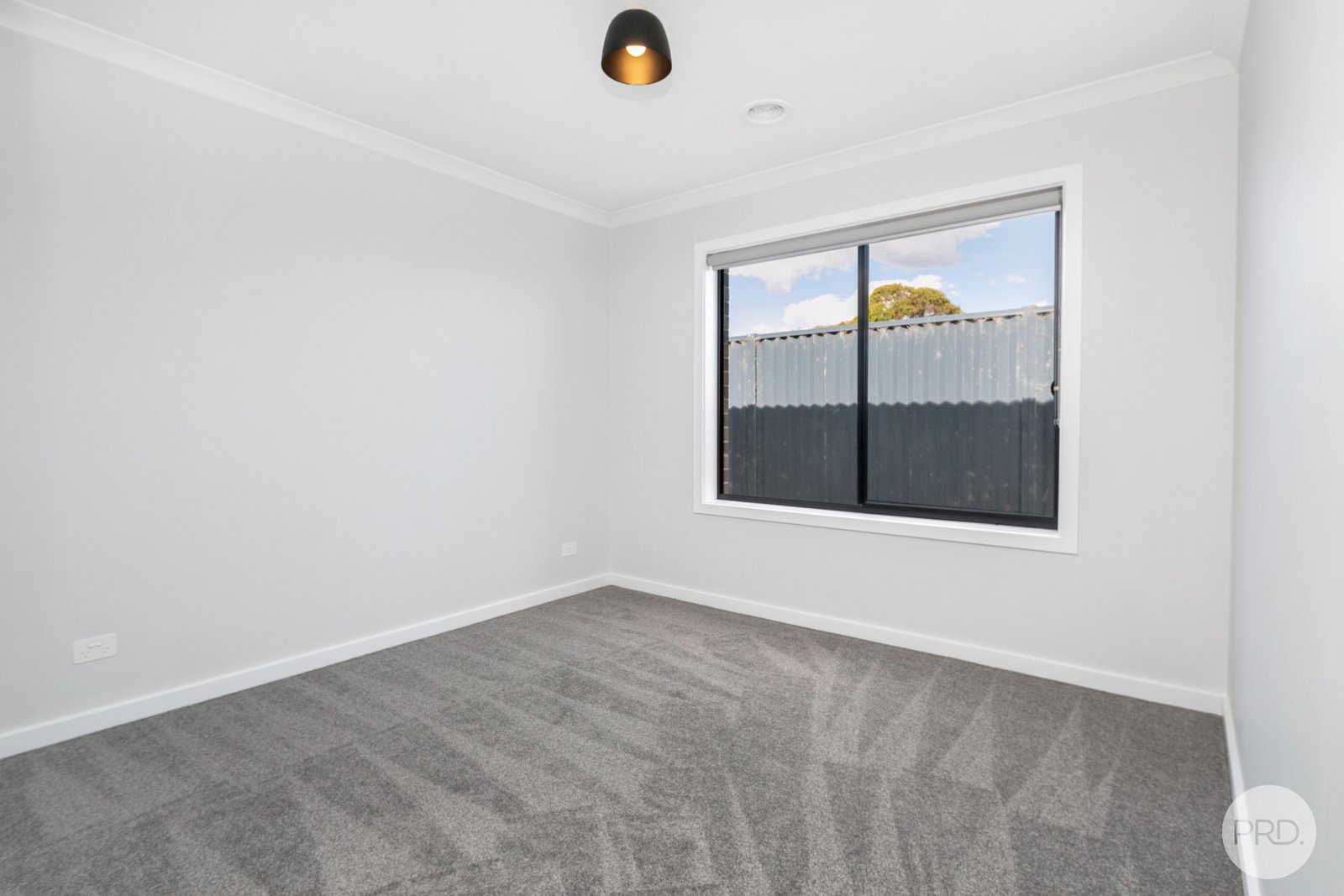 2/36A Spencer Street SEBASTOPOL 8