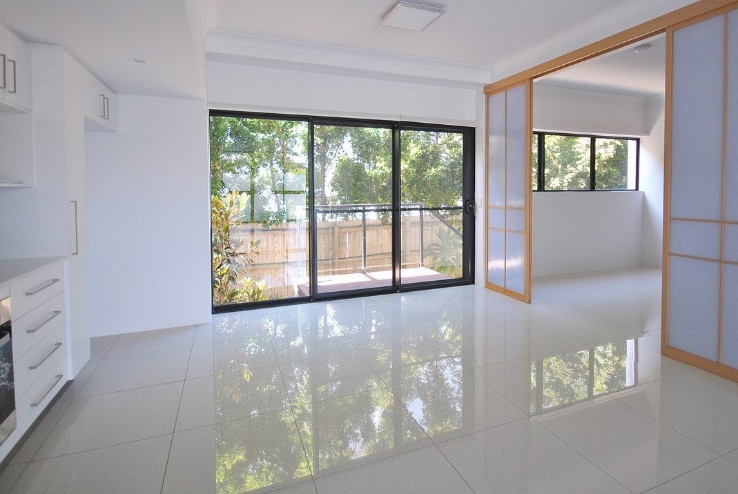 2/37-39 Central Street LABRADOR 5