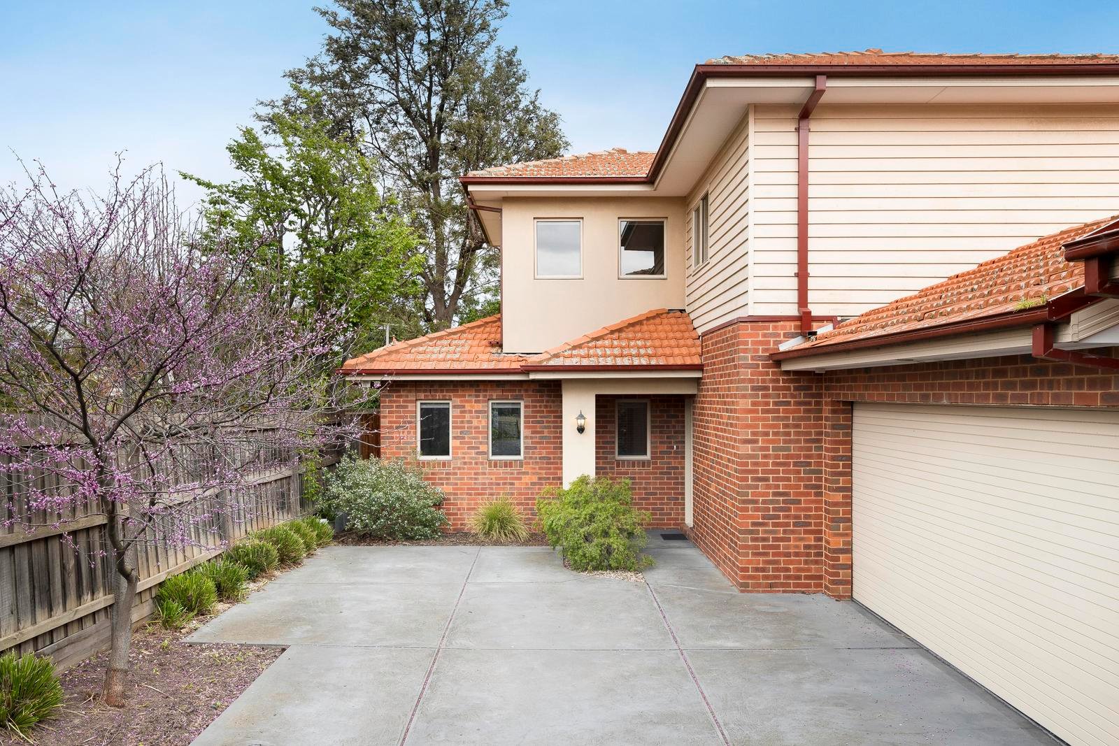 2/37 Bank Street, Ascot Vale VIC 3032
