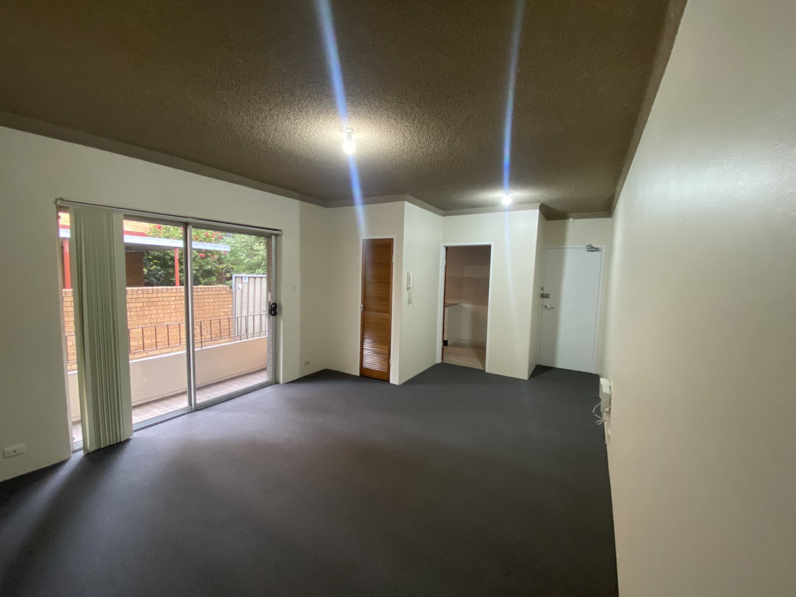 2/37 Bathurst Street LIVERPOOL 3