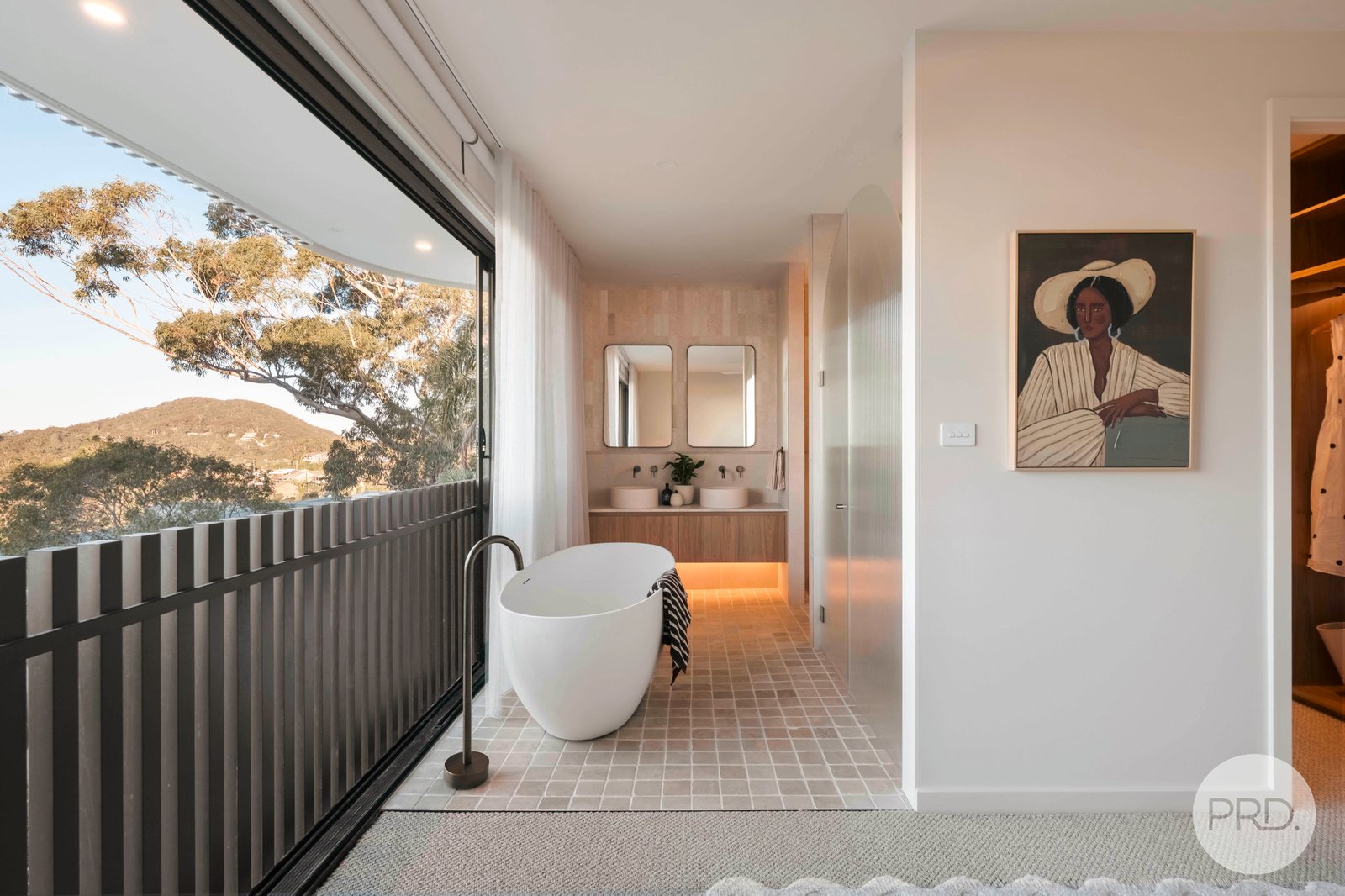 2/37 Canomii Close NELSON BAY 16