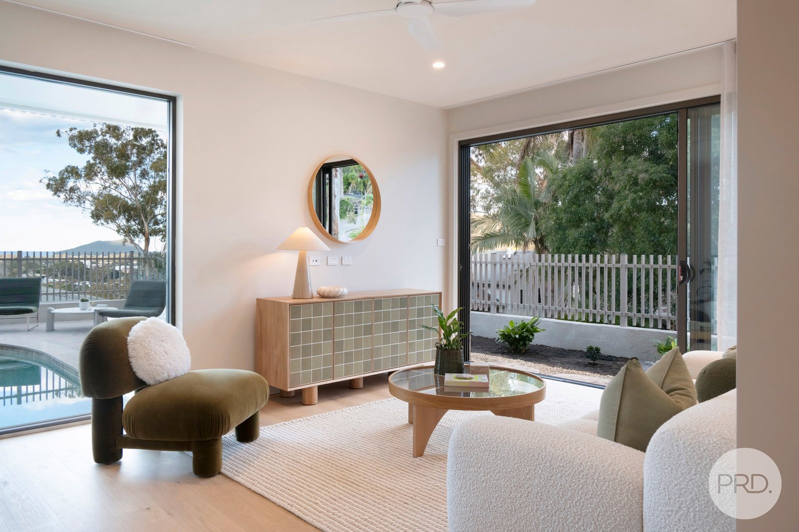 2/37 Canomii Close NELSON BAY 18
