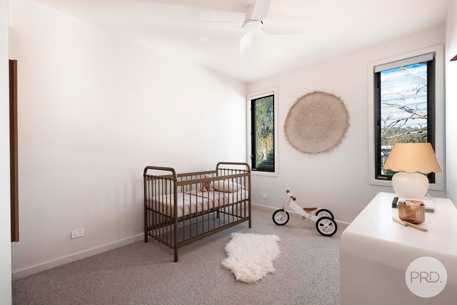 2/37 Canomii Close NELSON BAY 25