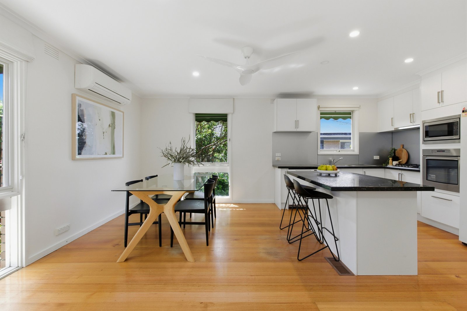 Gallery: 2/37 Hopkins Street