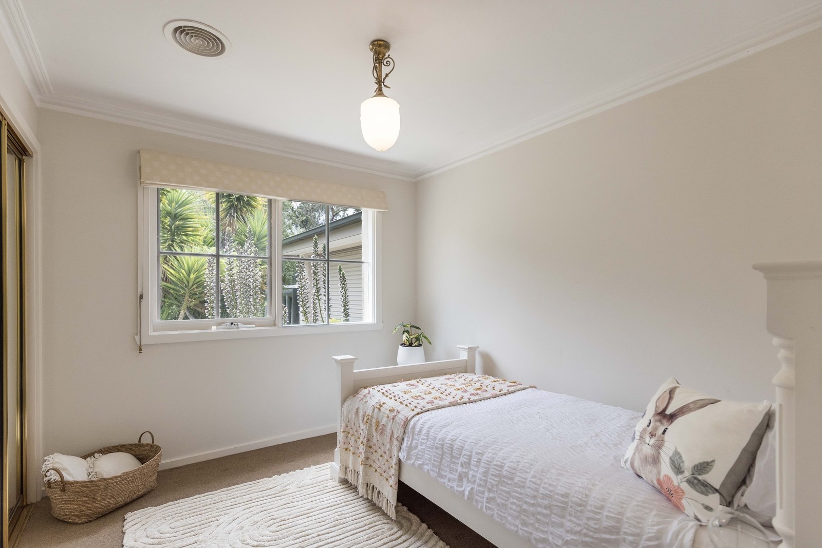 Real Estate and Property in 237 Mount Macedon Road, Macedon, VIC