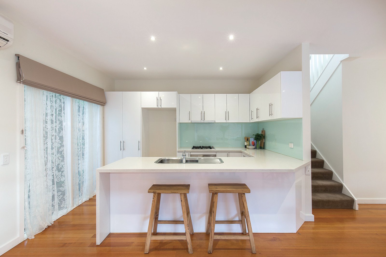 2/37 Munro Avenue, Ashburton, VIC