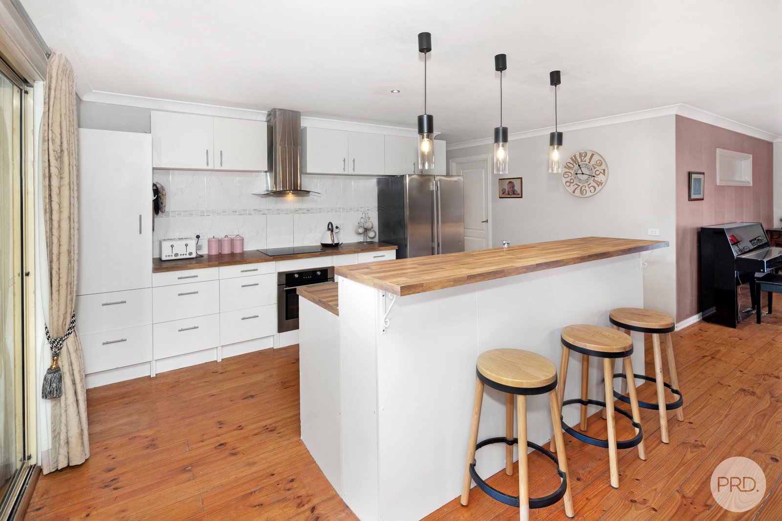 237 Pitfield-Scarsdale Road NEWTOWN 5