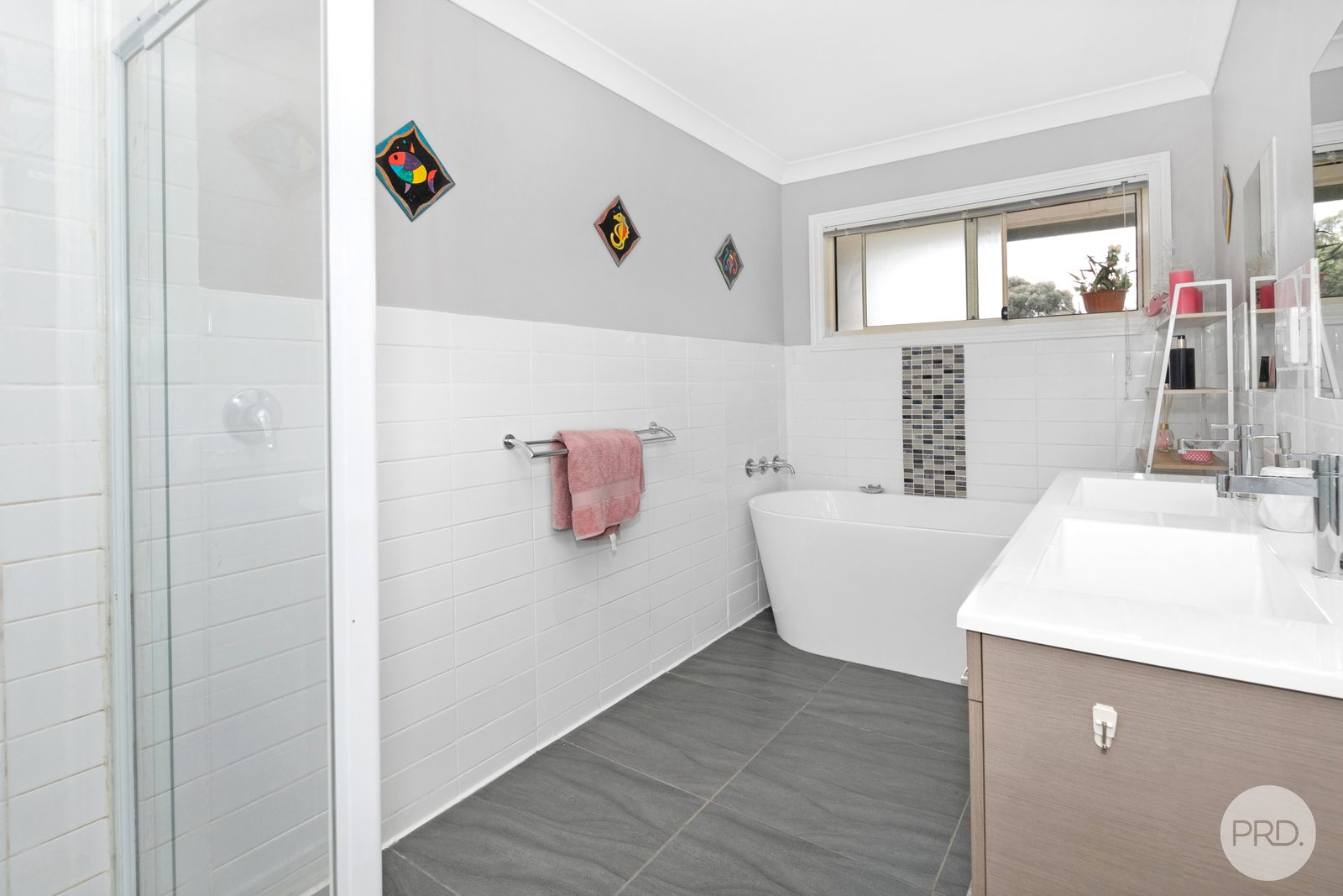 237 Pitfield-Scarsdale Road NEWTOWN 14