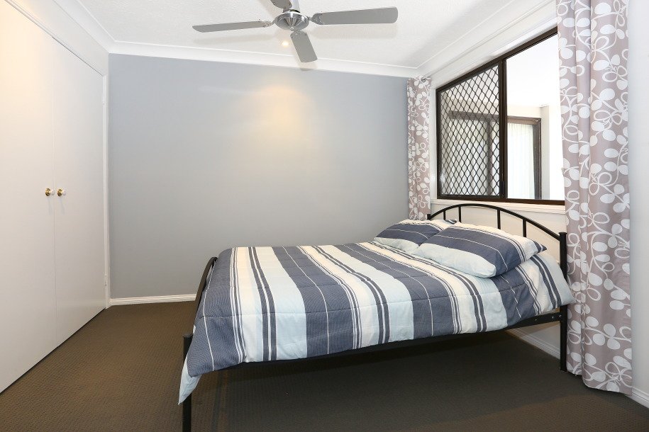 237 Ron Penhaligon Way ROBINA 17