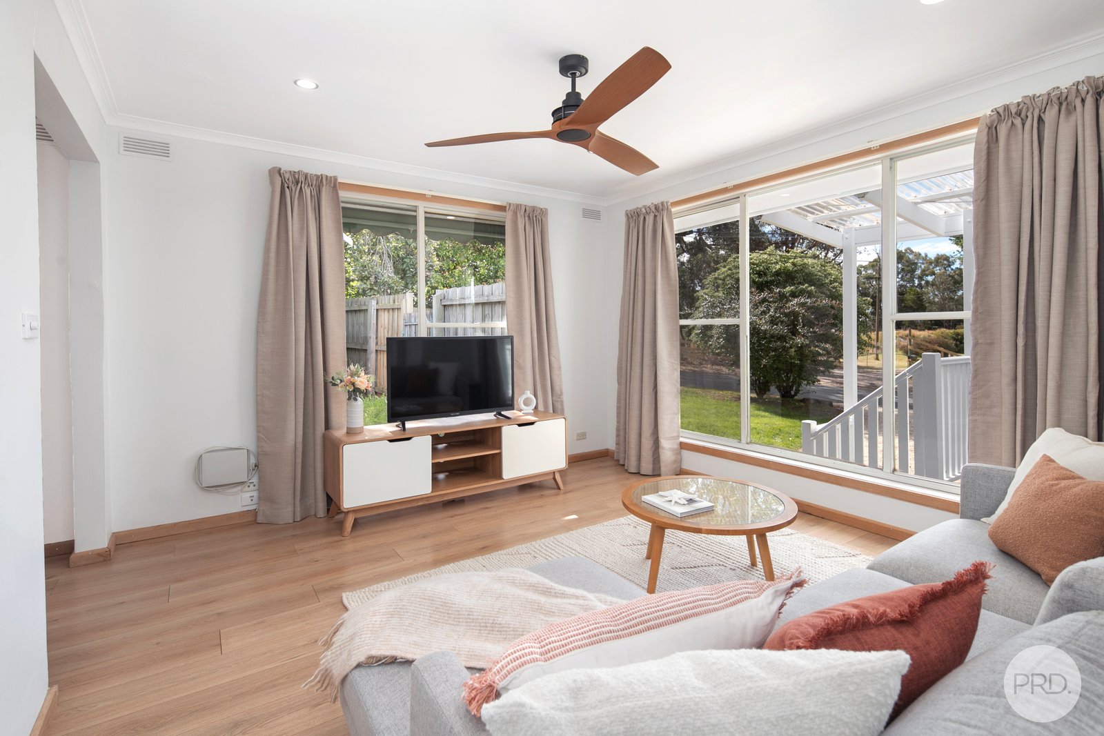 237 Shire Avenue MOUNT HELEN 5