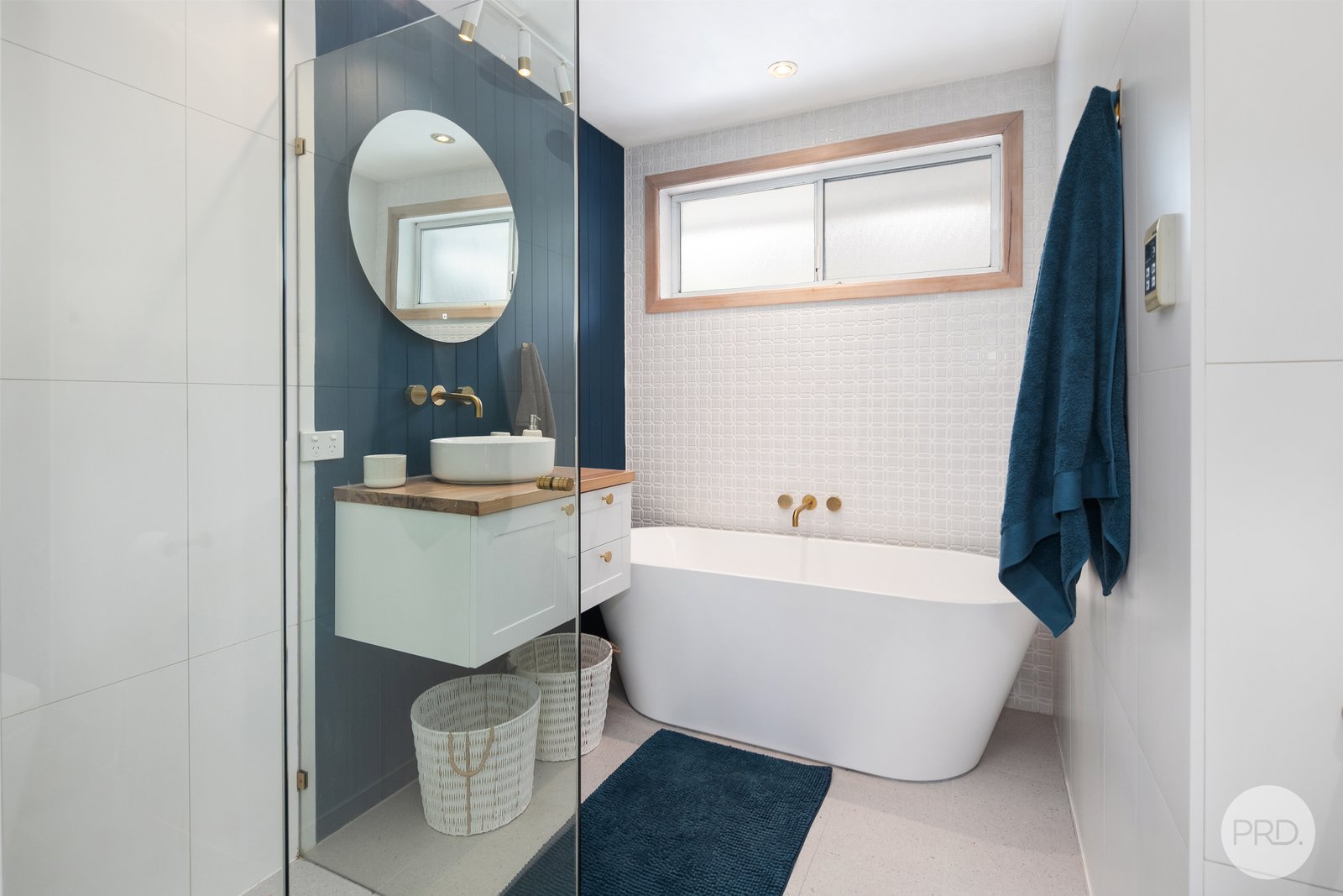 237 Shire Avenue MOUNT HELEN 9