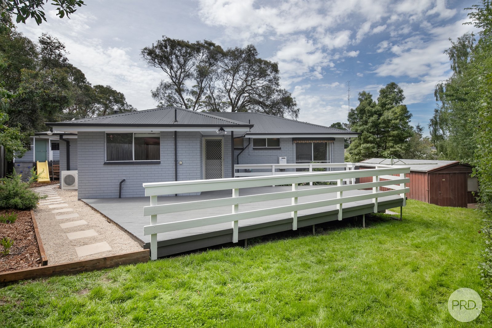 237 Shire Avenue MOUNT HELEN 11