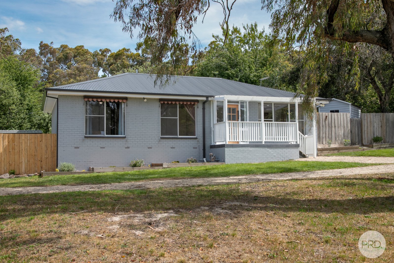 237 Shire Avenue MOUNT HELEN 12