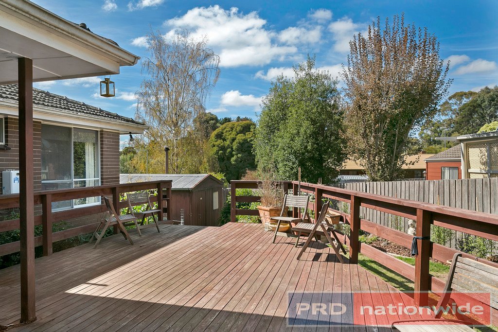 237 Shire Avenue MOUNT HELEN 8