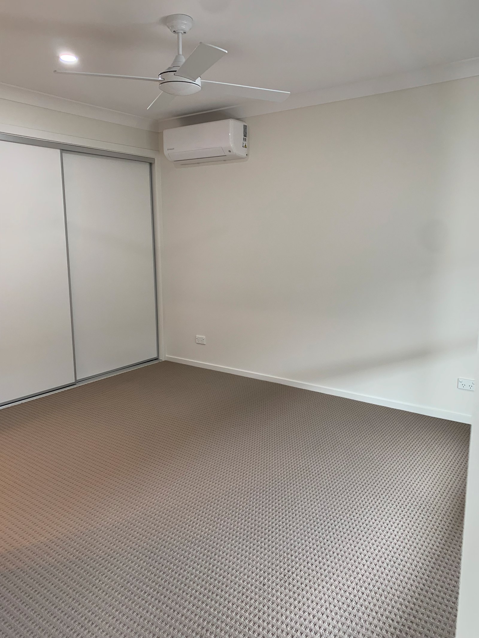 2/37 Tangerine St Gillieston Heights 11