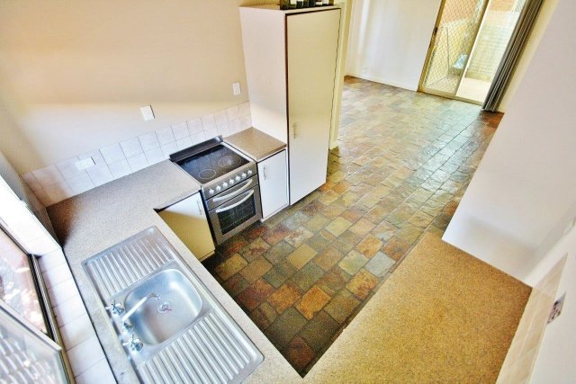2/37 Taylor Road CABLE BEACH 6