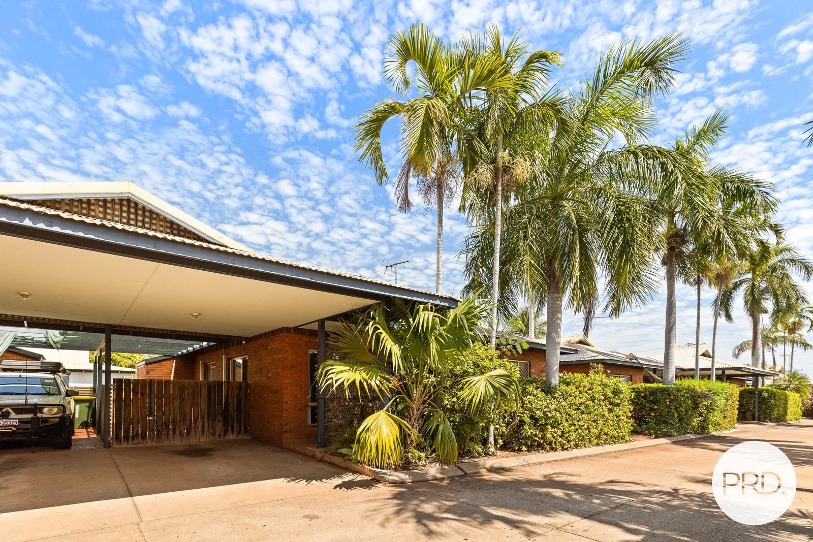 2/37 Taylor Road CABLE BEACH 2