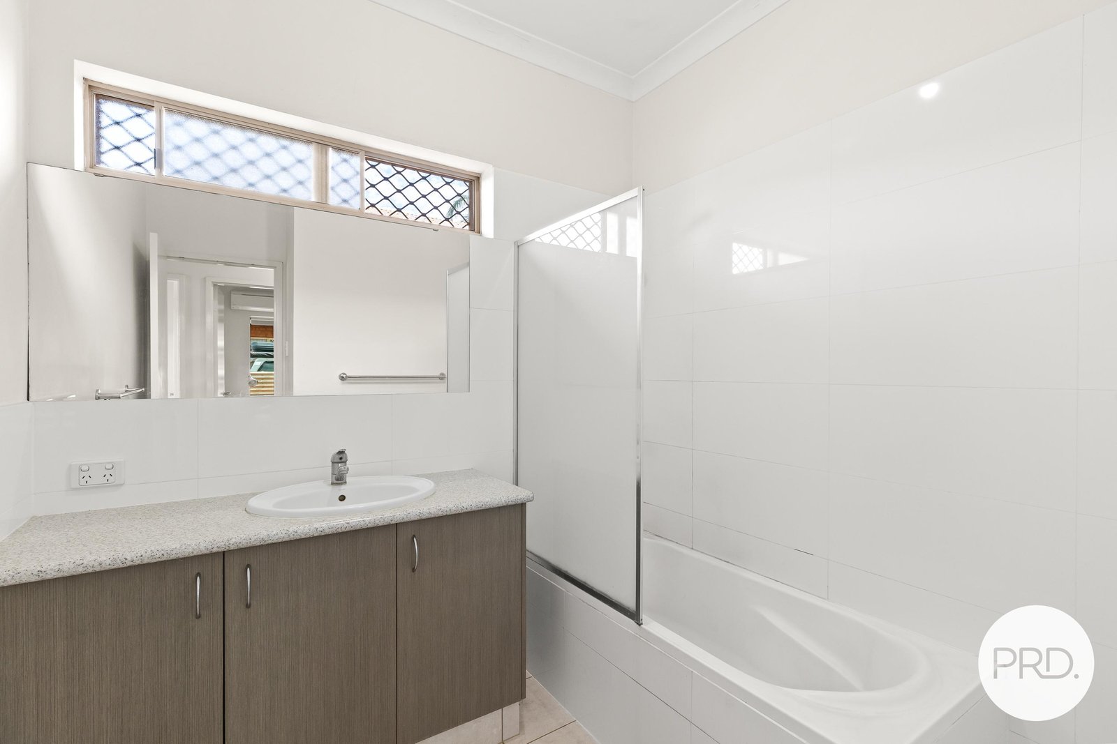 2/37 Taylor Road CABLE BEACH 7
