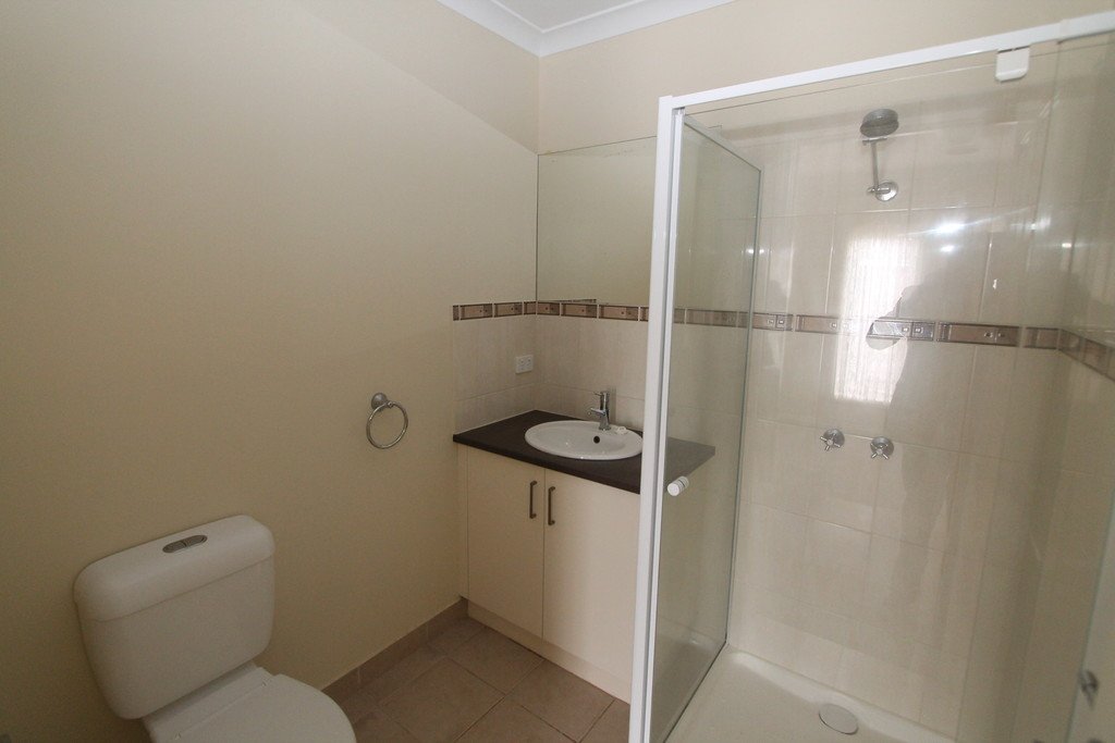 2/37 Victoria Street CRESWICK 4