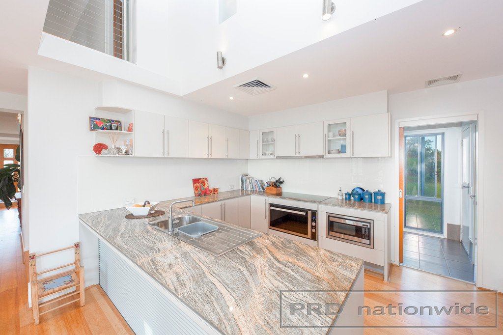 237 Windermere Road LOCHINVAR 11