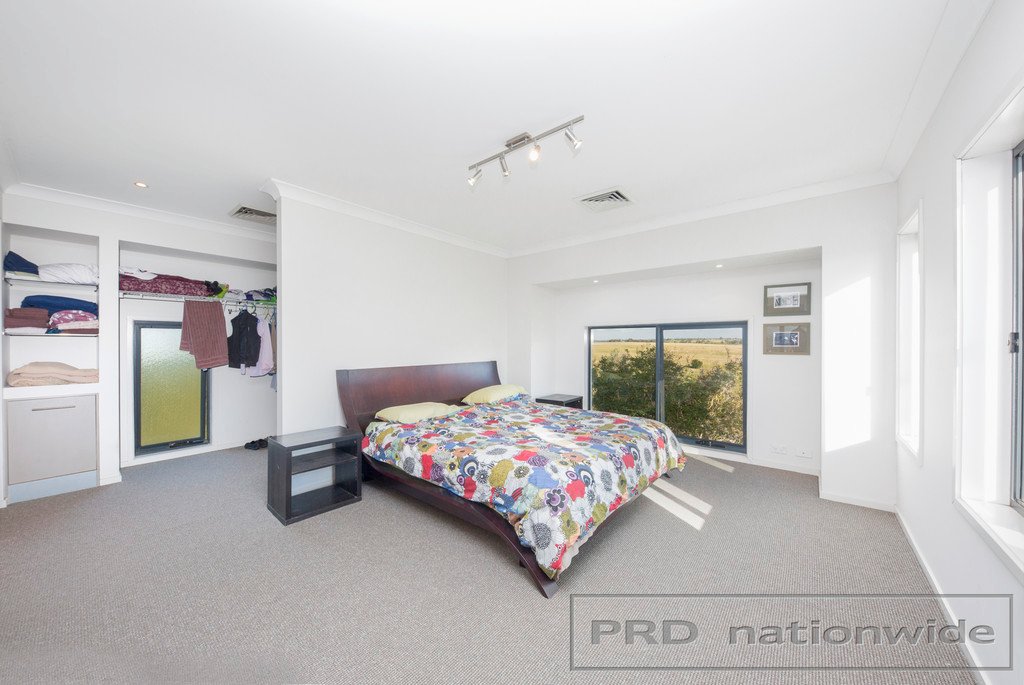 237 Windermere Road LOCHINVAR 14