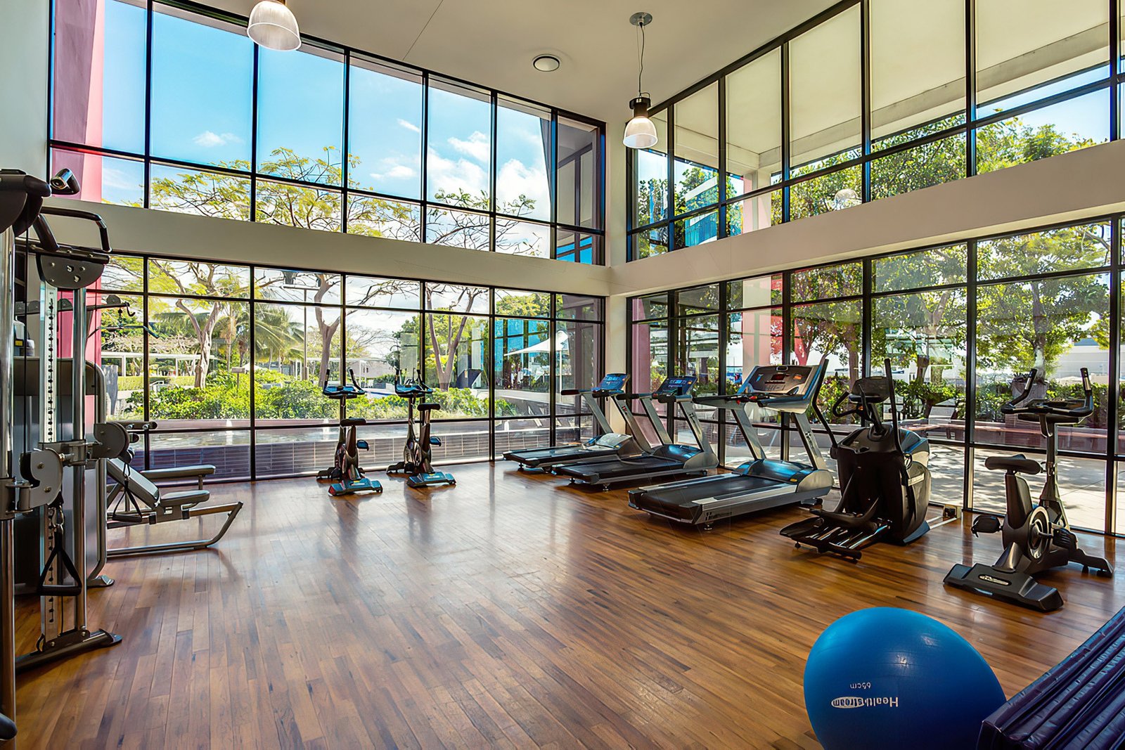 23703/5 Lawson Street SOUTHPORT 14