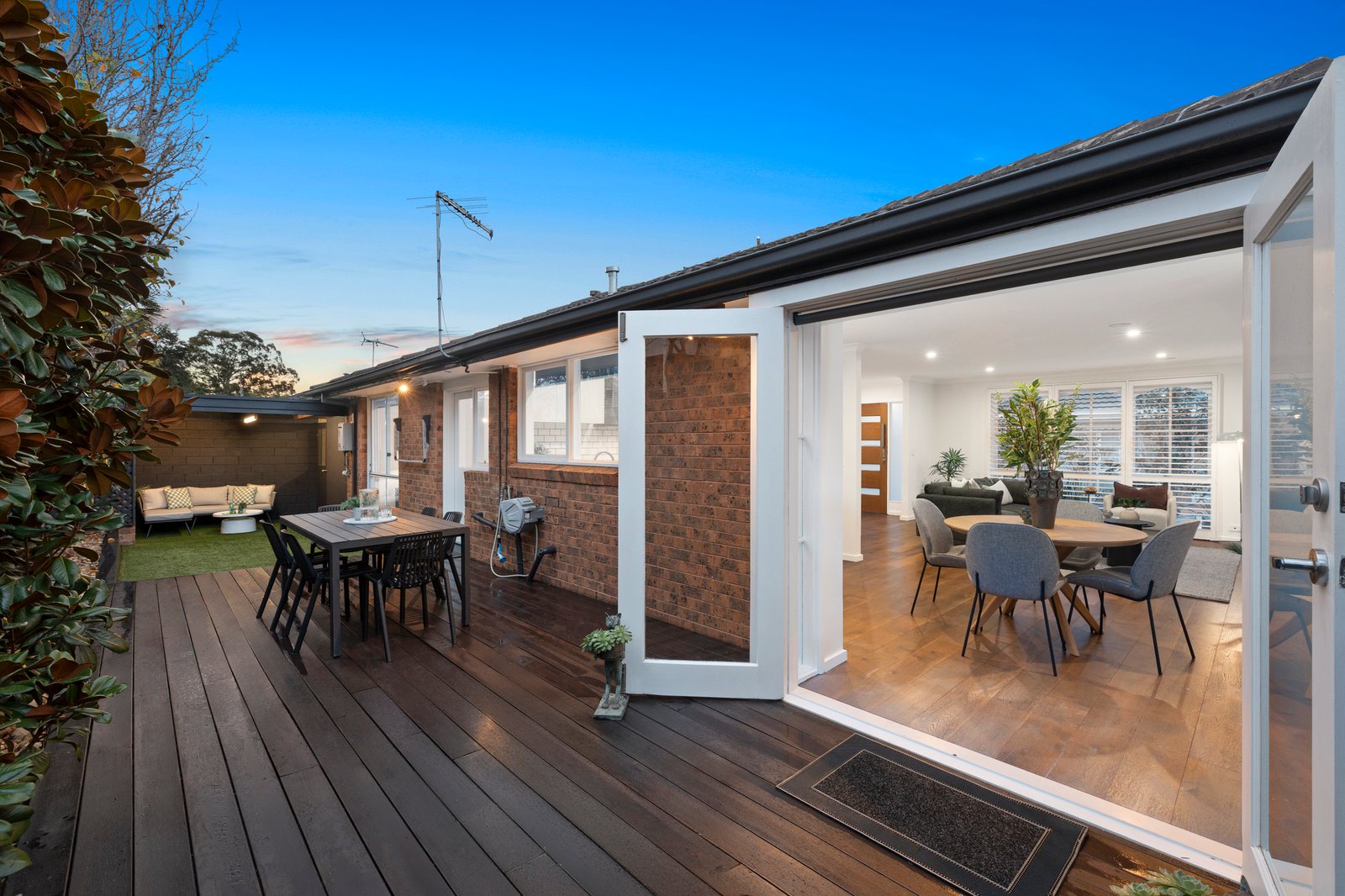 Gallery: 2/377 South Road