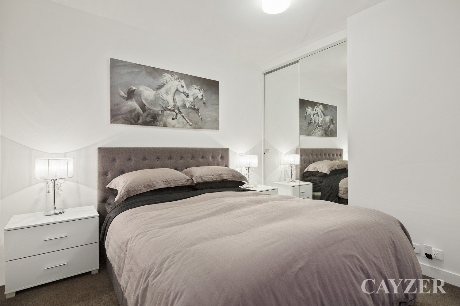 Gallery: 237/70 Nott Street