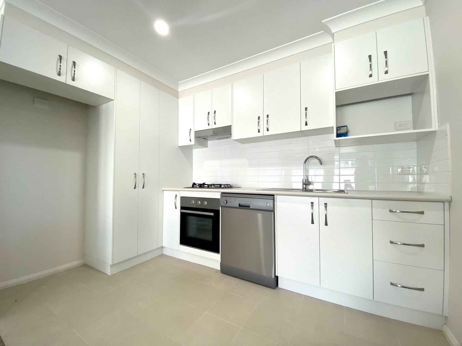 2/37a Hillvue Road TAMWORTH 3