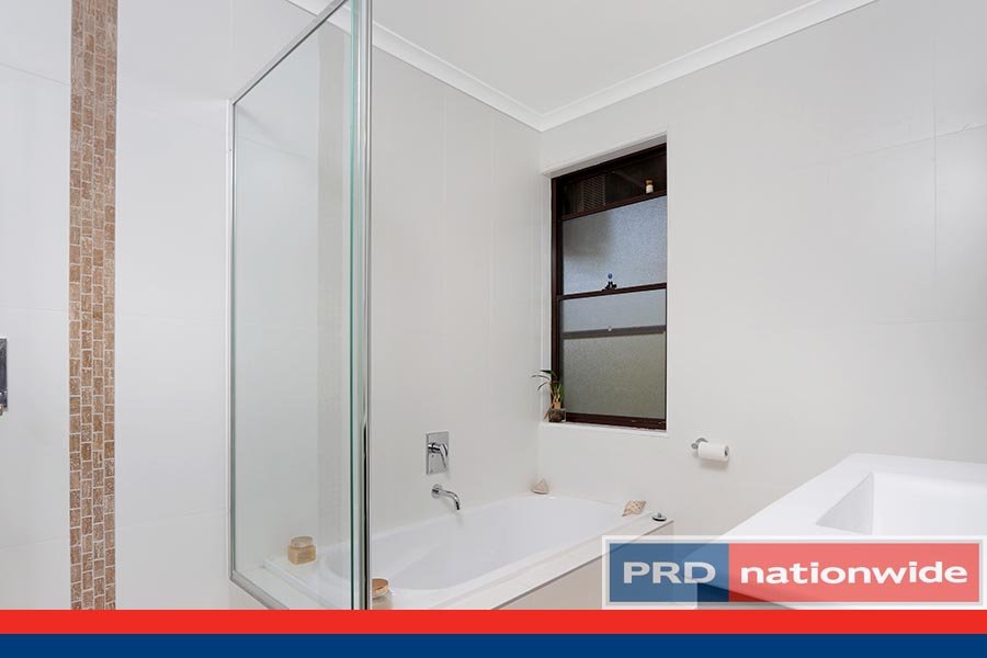 2/37A Yarran Road OATLEY 4
