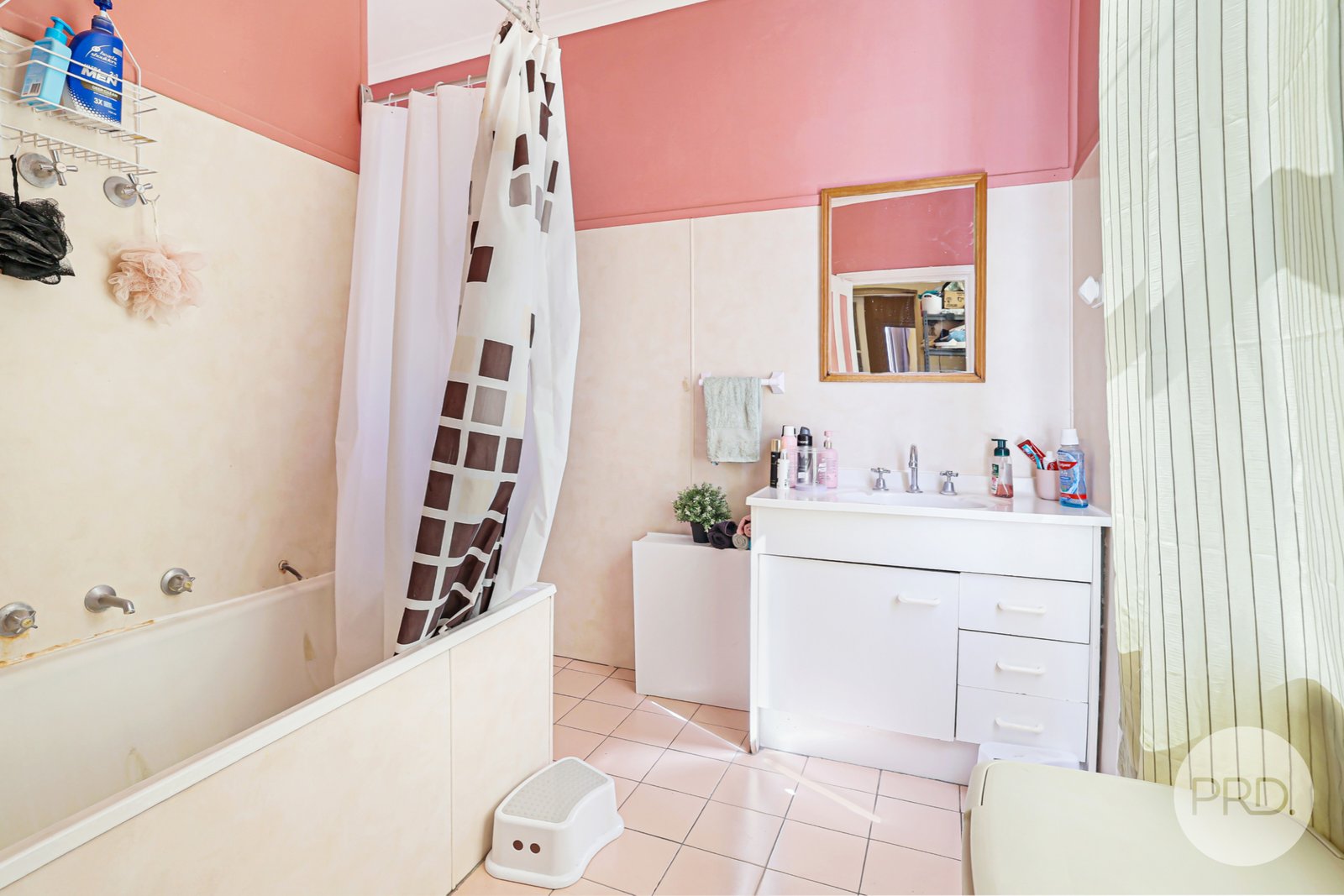 238-240 George Street QUIRINDI 35