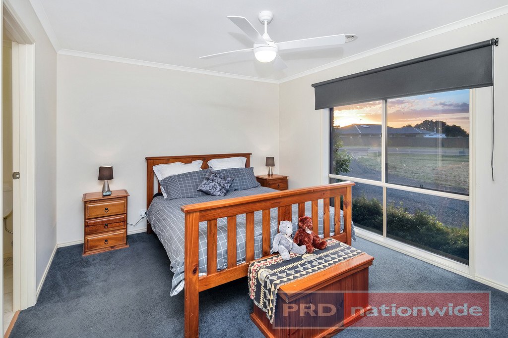 238 - 240 Howe Street MINERS REST 7