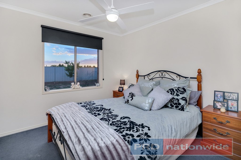 238 - 240 Howe Street MINERS REST 9