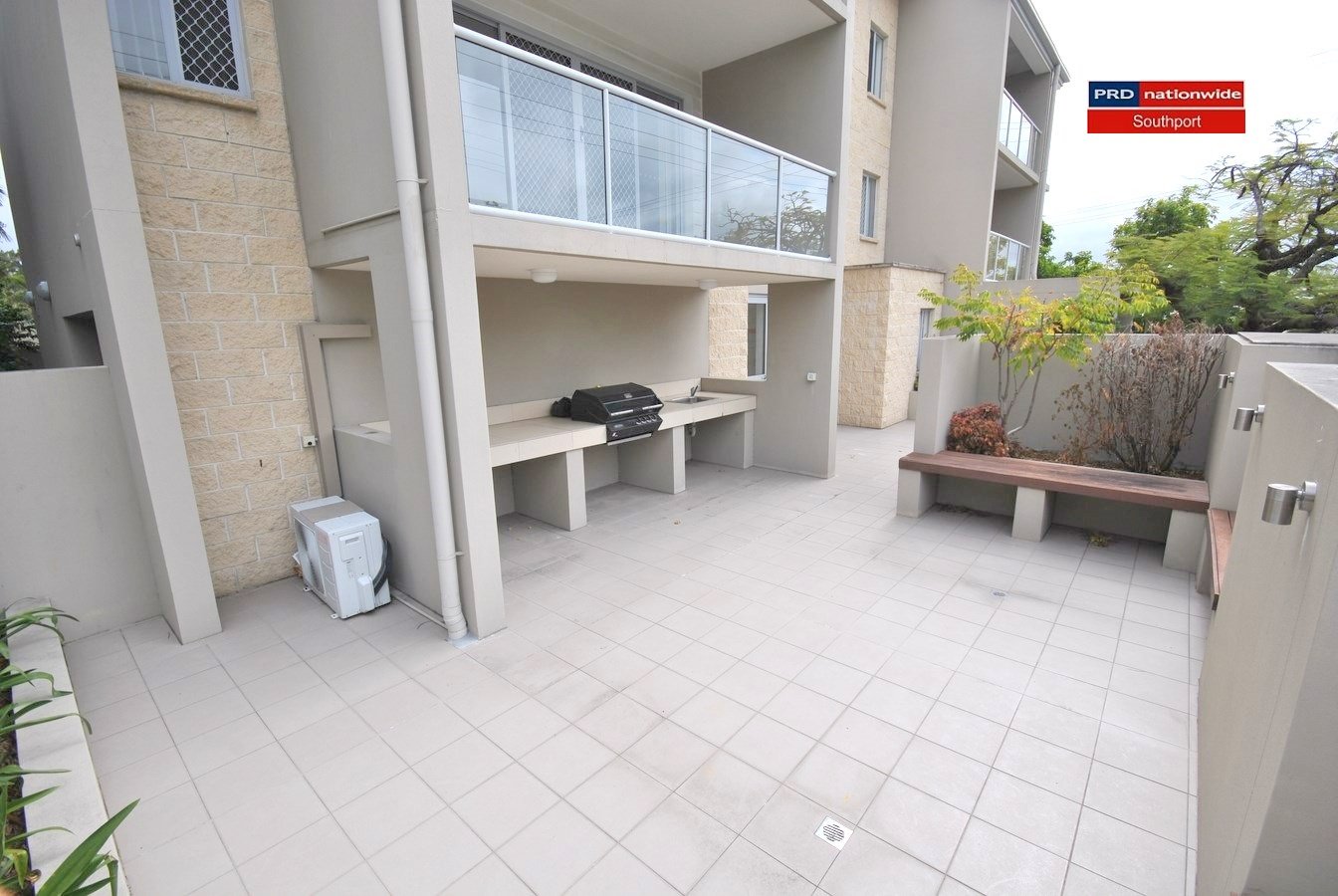 2/38-40 Johnston Street SOUTHPORT 8