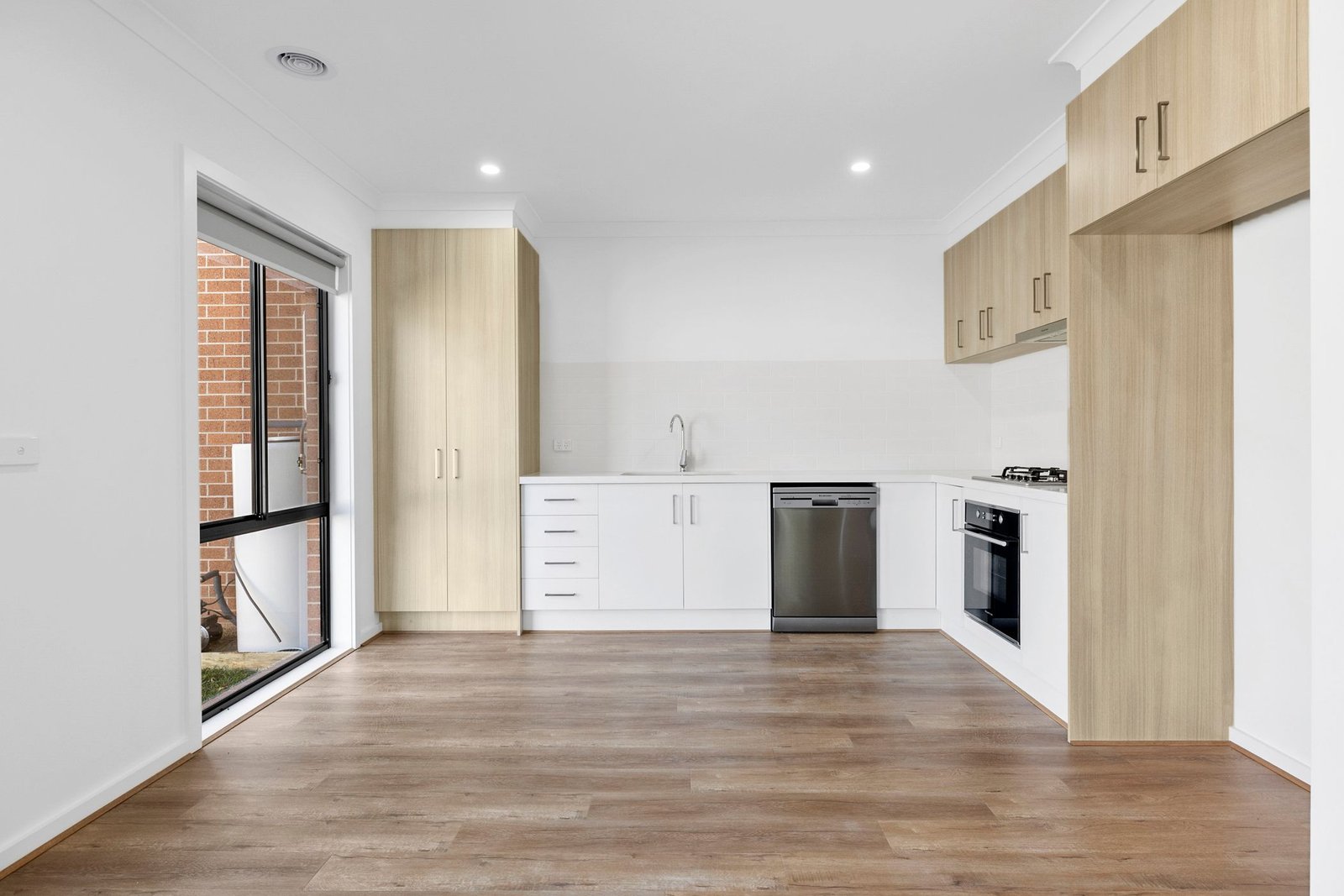 Gallery: 2/38 Beverin Street