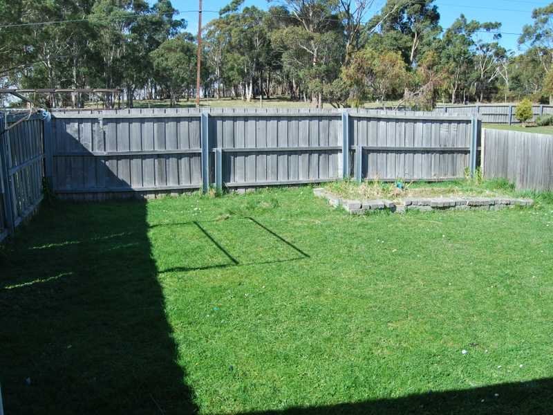 2/38 Cuthbertson Place LENAH VALLEY 9