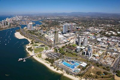 2/38 Johnston Street SOUTHPORT 2