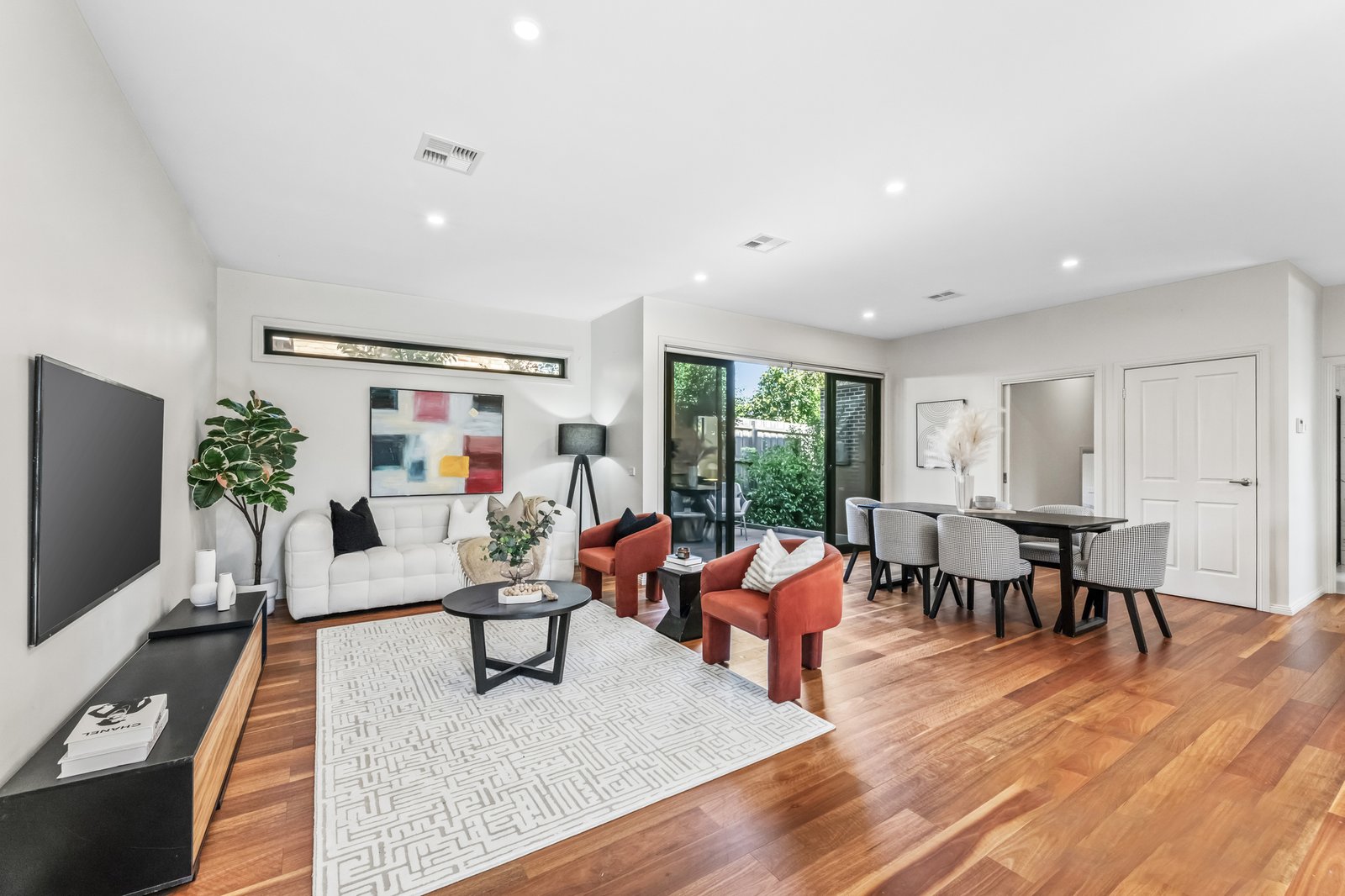 Gallery: 2/38 Kenny Street
