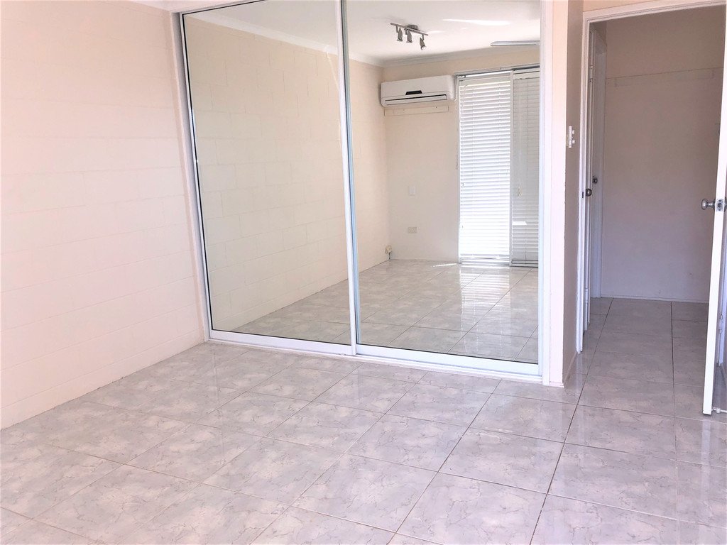 2/38 Marten Street SOUTH GLADSTONE 7
