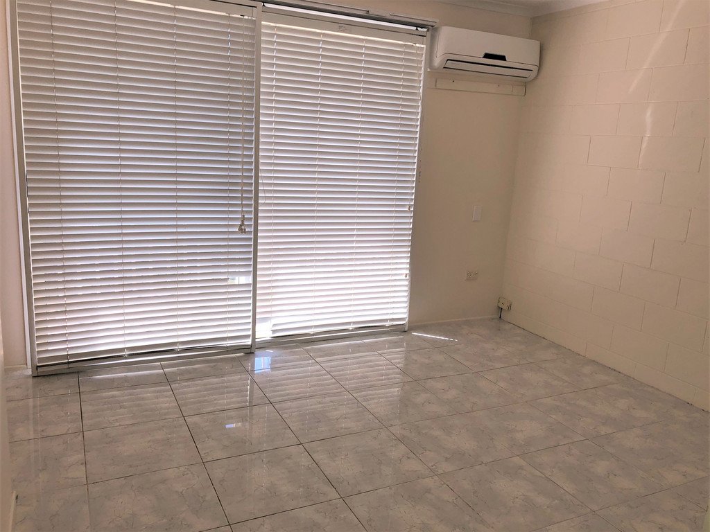 2/38 Marten Street SOUTH GLADSTONE 8