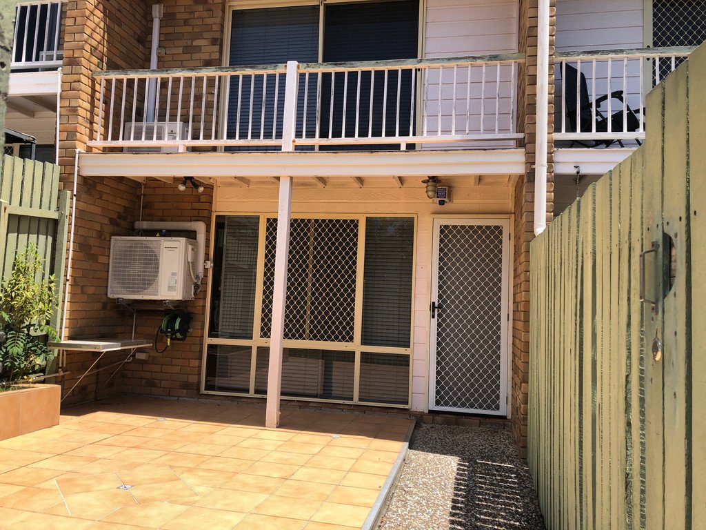 2/38 Marten Street SOUTH GLADSTONE 1
