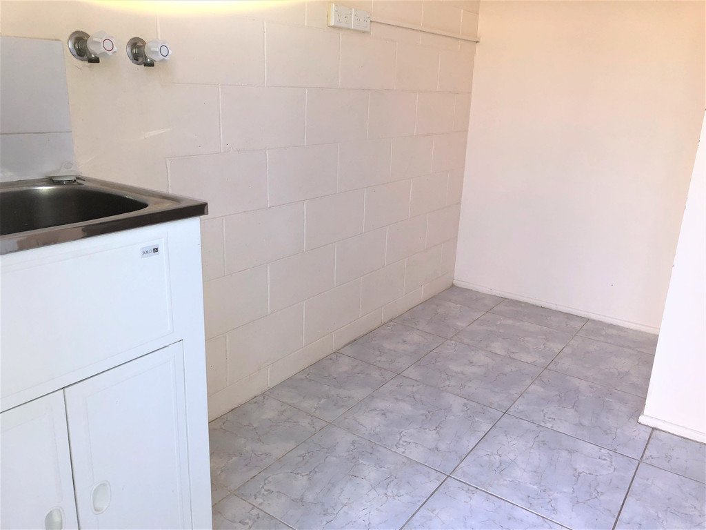 2/38 Marten Street SOUTH GLADSTONE 12