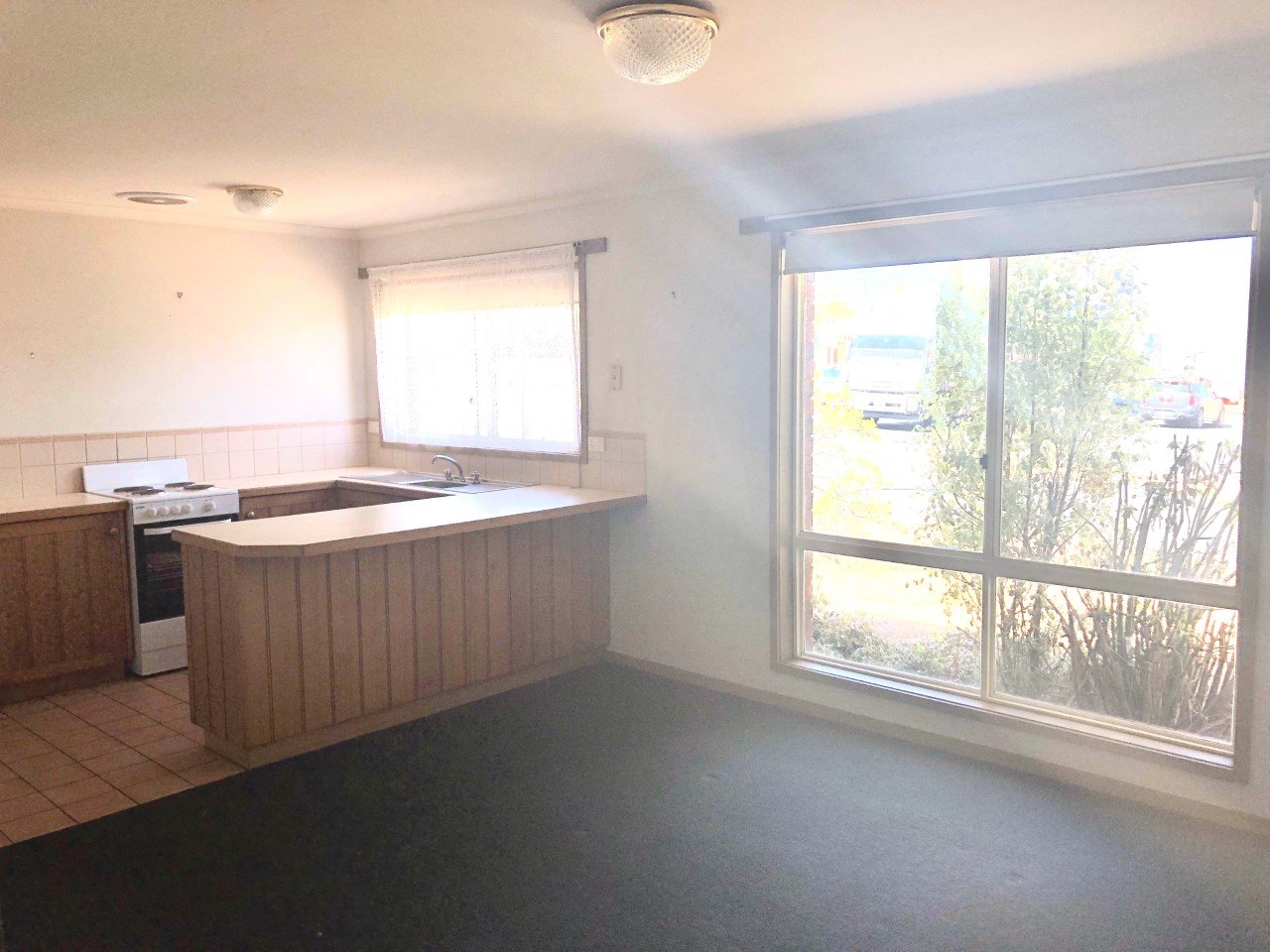Gallery: 2/38 Mirrabooka Drive