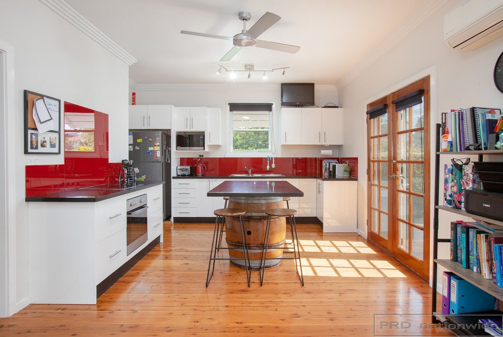 238 New England Highway RUTHERFORD 2