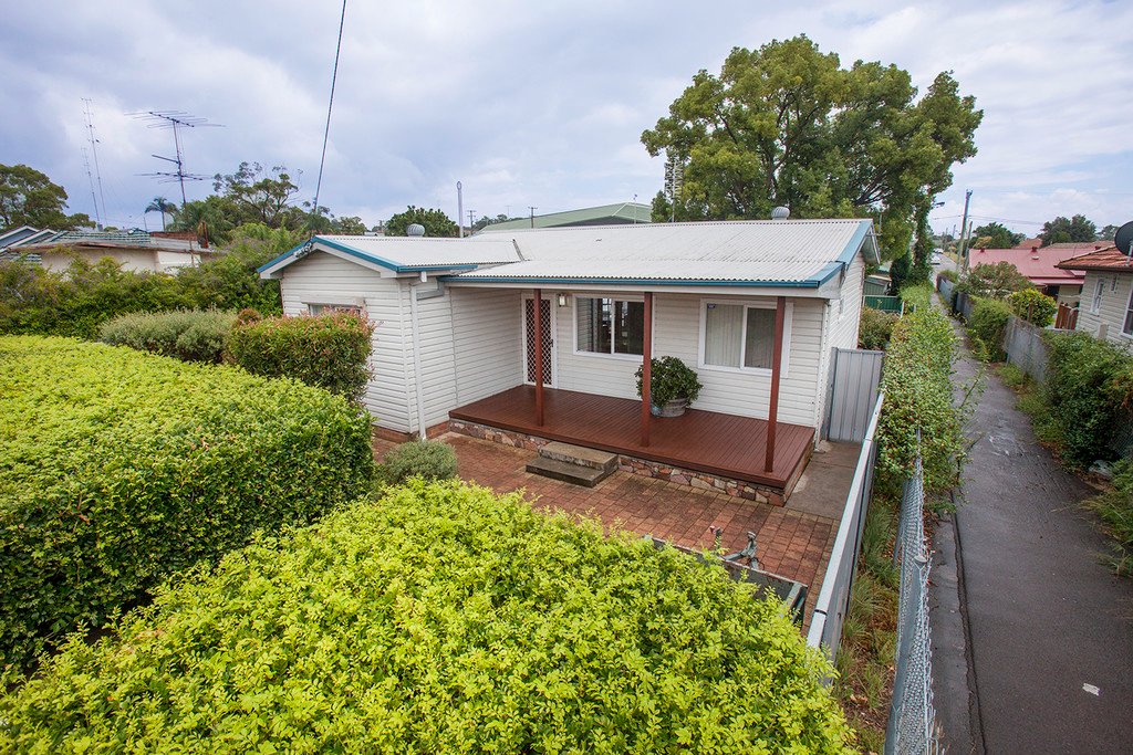 238 New England Highway RUTHERFORD 1