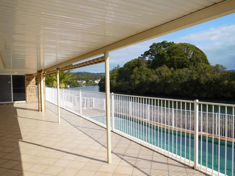 238 Nineteenth Avenue ELANORA 8