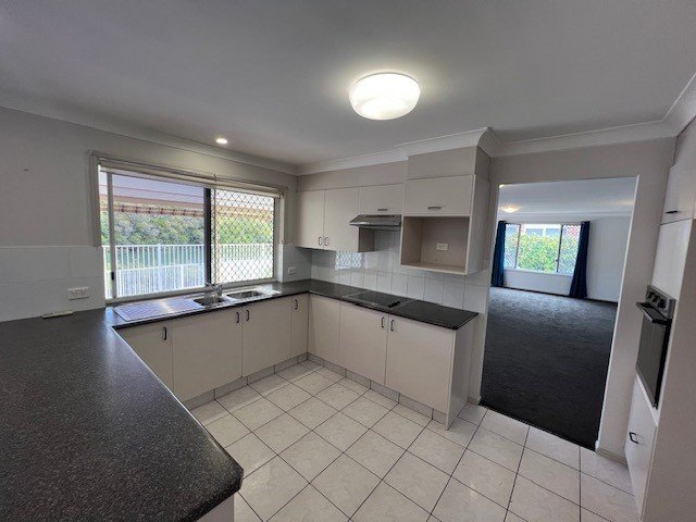 238 Nineteenth Avenue ELANORA 5