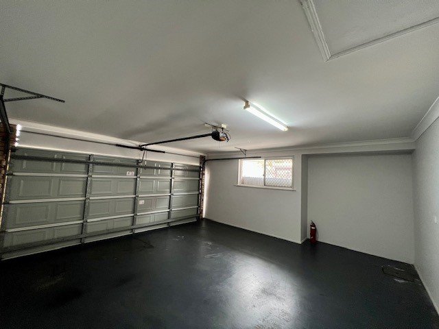 238 Nineteenth Avenue ELANORA 13